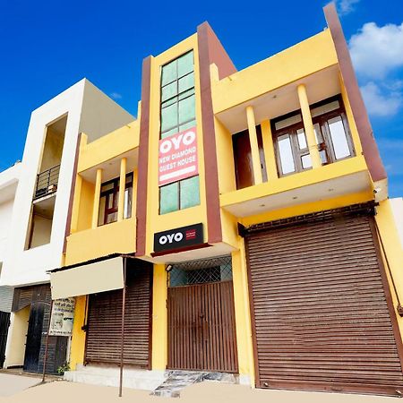 Spot On New Diamond Guest House Rudrapur Exterior photo