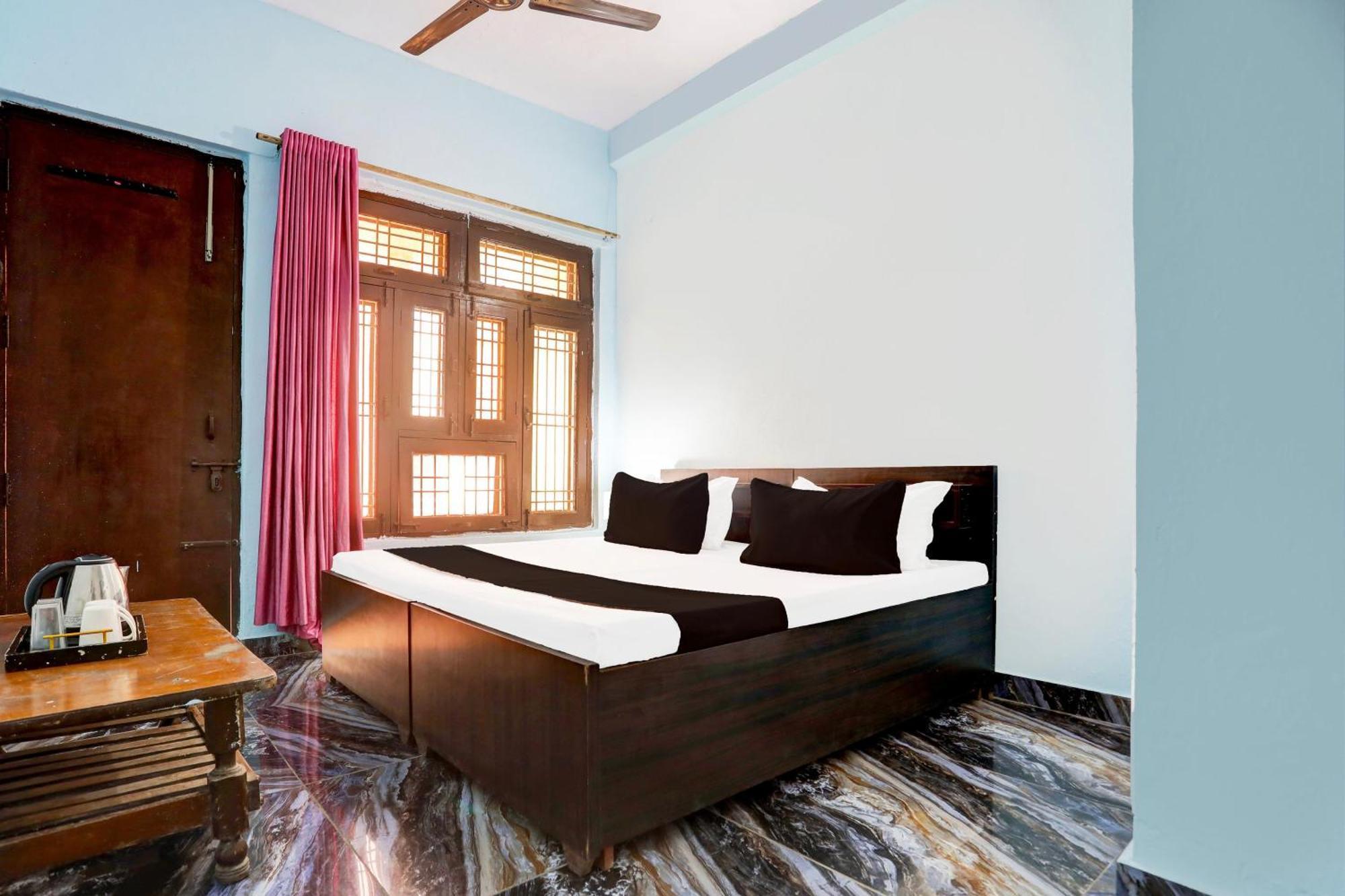 Spot On New Diamond Guest House Rudrapur Exterior photo